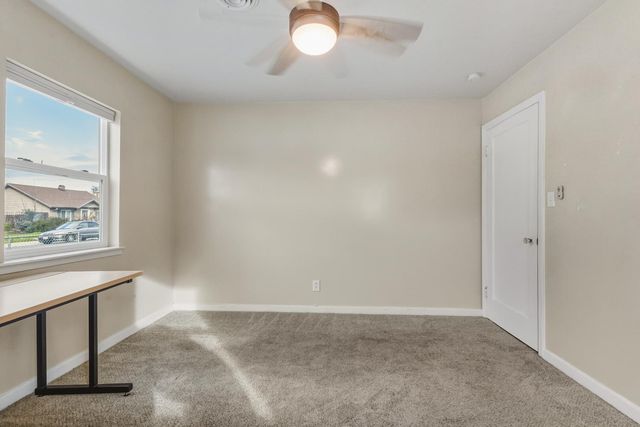 1750 Elmwood Ave, Stockton, CA 95204