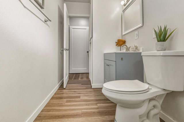 1750 Elmwood Ave, Stockton, CA 95204