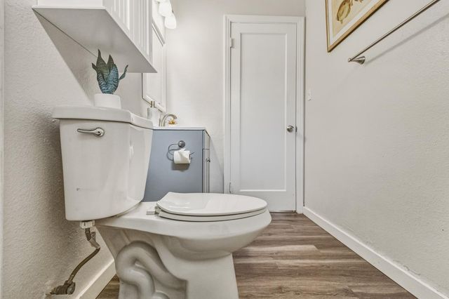 1750 Elmwood Ave, Stockton, CA 95204