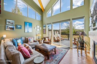 8077 Courtyard Loop Apt 5, Park City, UT 84098