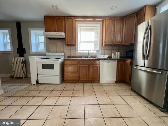 7014 HAZEL AVE, Upper Darby, PA 19082