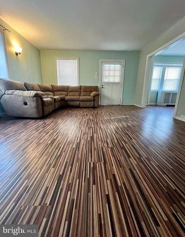 7014 HAZEL AVE, Upper Darby, PA 19082