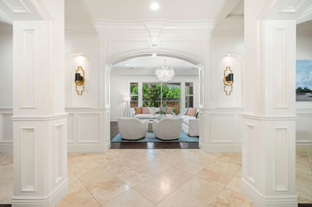 747 Fulton Ave, Sacramento, CA 95825