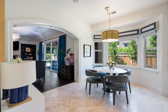747 Fulton Ave, Sacramento, CA 95825