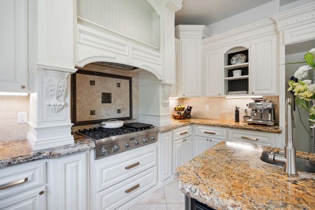 747 Fulton Ave, Sacramento, CA 95825