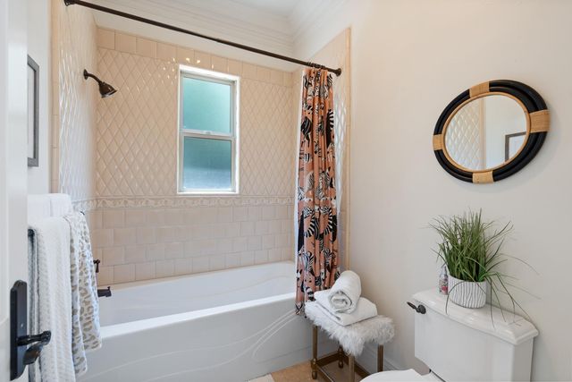 747 Fulton Ave, Sacramento, CA 95825
