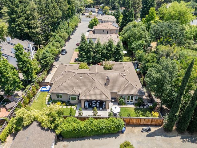 747 Fulton Ave, Sacramento, CA 95825