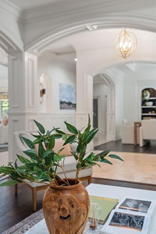 747 Fulton Ave, Sacramento, CA 95825