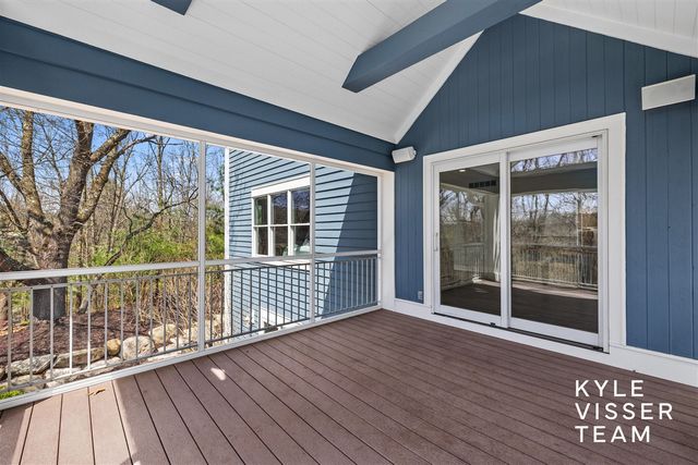 1977 Emerald Glen Court, Ada, MI 49301