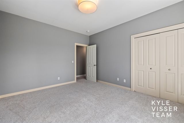 1977 Emerald Glen Court, Ada, MI 49301