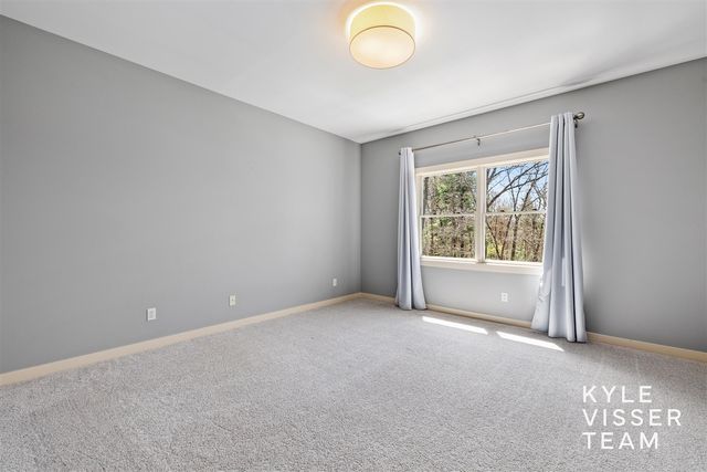 1977 Emerald Glen Court, Ada, MI 49301
