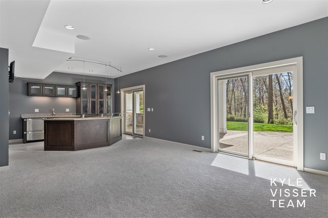 1977 Emerald Glen Court, Ada, MI 49301