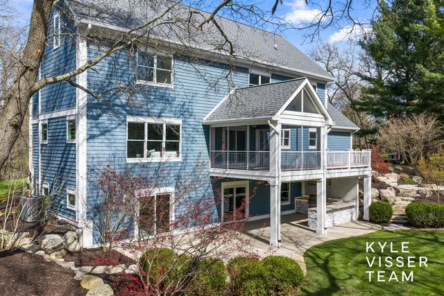 1977 Emerald Glen Court, Ada, MI 49301