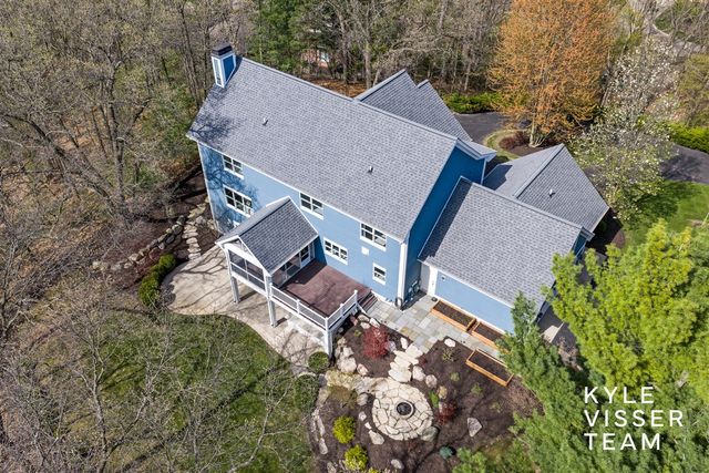 1977 Emerald Glen Court, Ada, MI 49301