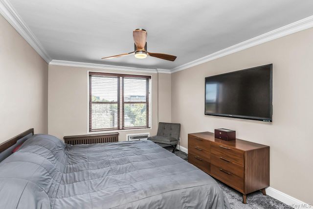 1 Birchwood 5J, Mineola, NY 11501