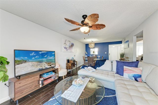 4514 3RD STREET CIRCLE W 327, Bradenton, FL 34207