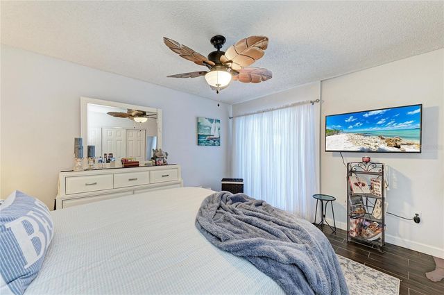 4514 3RD STREET CIRCLE W 327, Bradenton, FL 34207