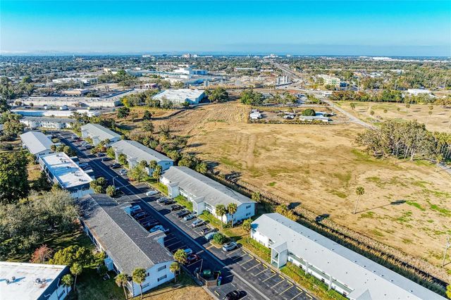 4514 3RD STREET CIRCLE W 327, Bradenton, FL 34207