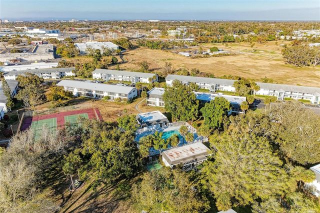 4514 3RD STREET CIRCLE W 327, Bradenton, FL 34207