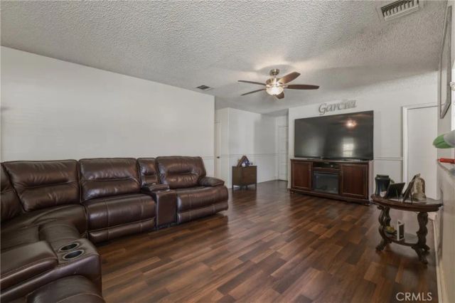 1958 N Ohio Avenue, Colton, CA 92324