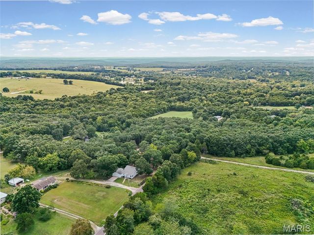 5418 Paw Paw Lane, De Soto, MO 63020