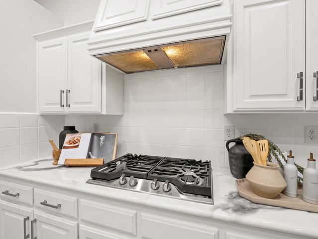 8683 N Richelle Avenue, Fresno, CA 93720