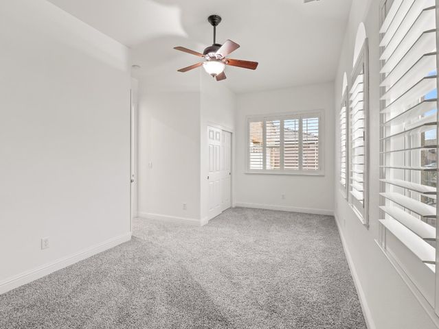 8683 N Richelle Avenue, Fresno, CA 93720