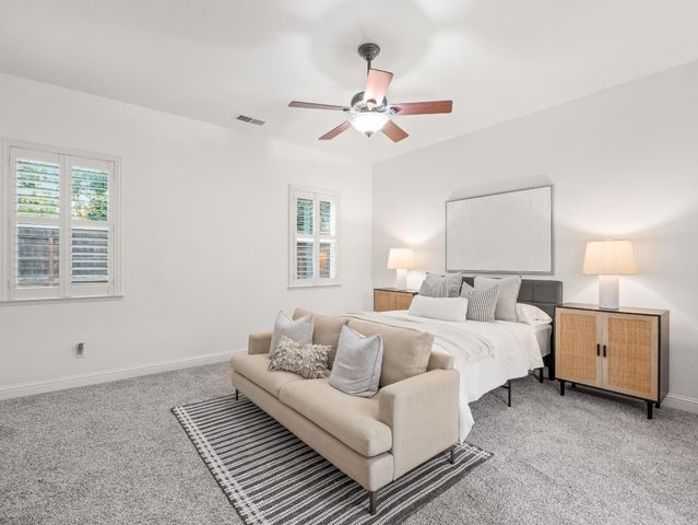 8683 N Richelle Avenue, Fresno, CA 93720