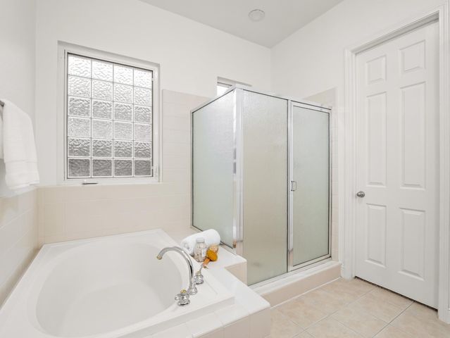 8683 N Richelle Avenue, Fresno, CA 93720