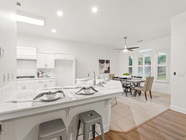 8683 N Richelle Avenue, Fresno, CA 93720