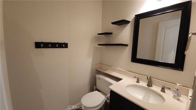 580 N Pageant, Orange, CA 92869