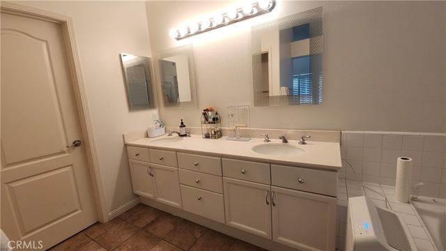 580 N Pageant, Orange, CA 92869