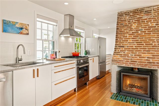 4 Traverse Street, Providence, RI 02906