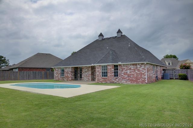 13210 E 88th Street N, Owasso, OK 74055