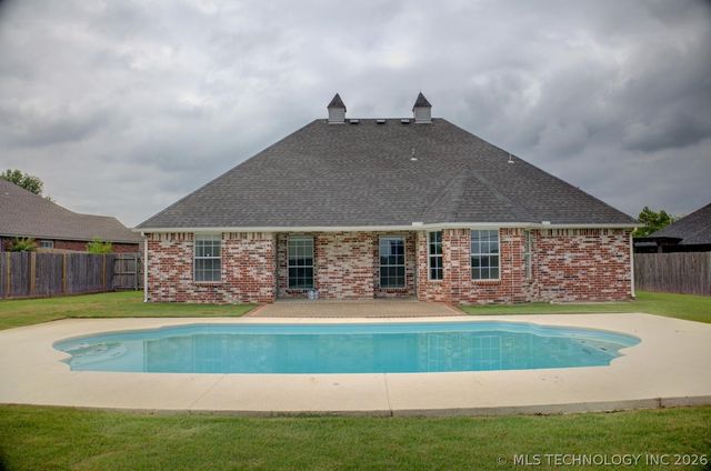 13210 E 88th Street N, Owasso, OK 74055