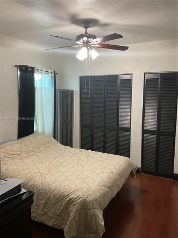 1943 NW 72nd St, Miami, FL 33147