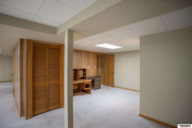 5600 Cloudburst Lane, Lincoln, NE 68521