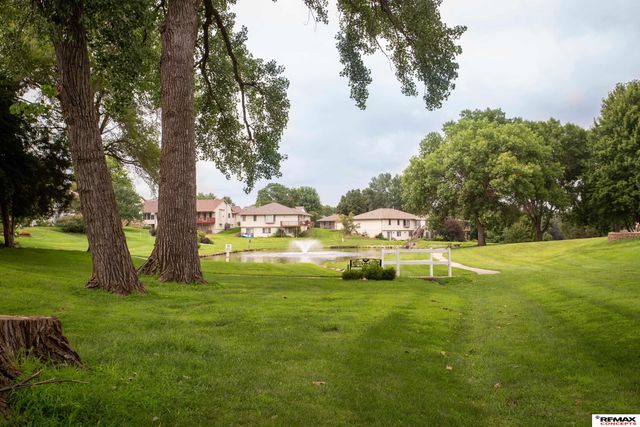 5600 Cloudburst Lane, Lincoln, NE 68521
