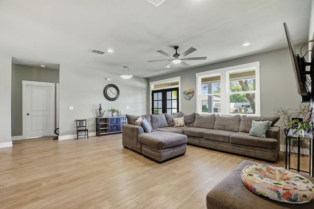 8282 Calle Mio Street, Navarre, FL 32566