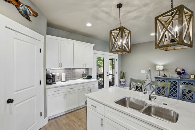 8282 Calle Mio Street, Navarre, FL 32566