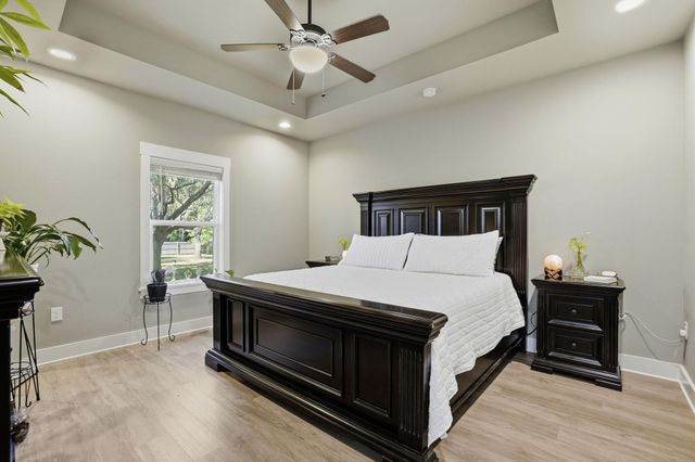 8282 Calle Mio Street, Navarre, FL 32566