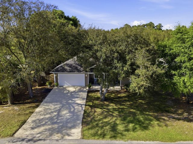 8282 Calle Mio Street, Navarre, FL 32566