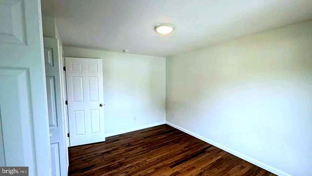2929 ASHDOWN FOREST DR, Herndon, VA 20171