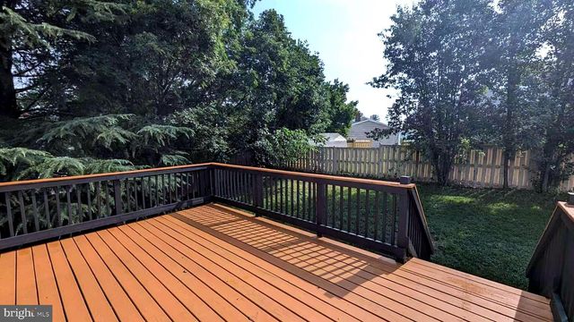 2929 ASHDOWN FOREST DR, Herndon, VA 20171