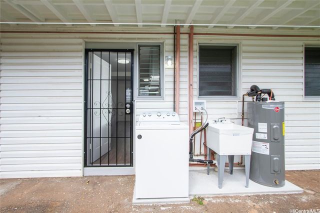 98-087 Lokowai Place 2, Aiea, HI 96701