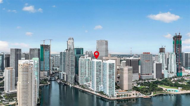 325 S Biscayne Boulevard 2320, Miami, FL 33131
