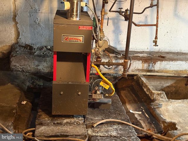 15 S FORKLANDING RD, Maple Shade, NJ 08052