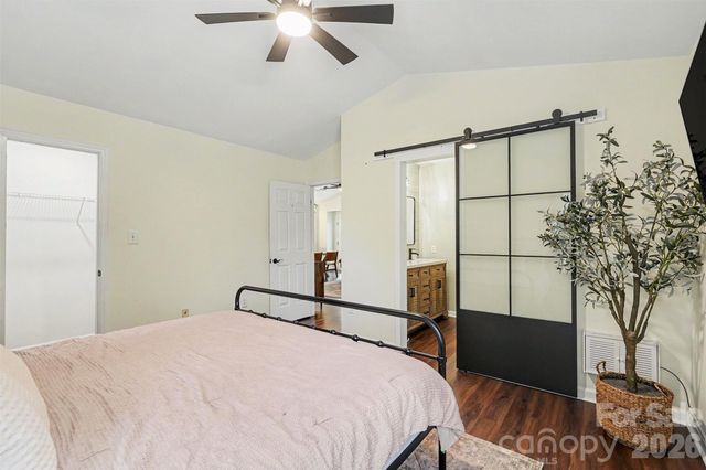 7450 Crestside Lane, Charlotte, NC 28227
