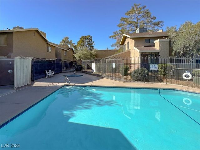 1616 Burningwood Lane 101, Las Vegas, NV 89108