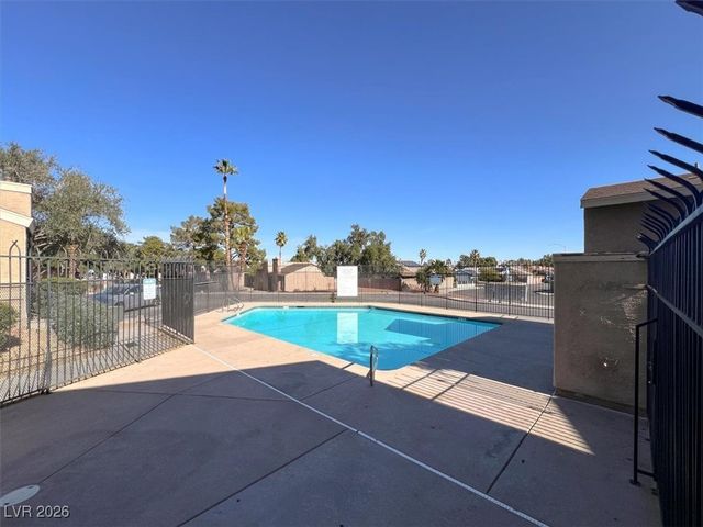 1616 Burningwood Lane 101, Las Vegas, NV 89108